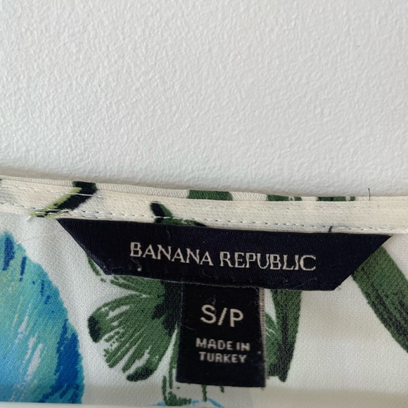 Banana Republic Wrap Blouse - Picture 2 of 3